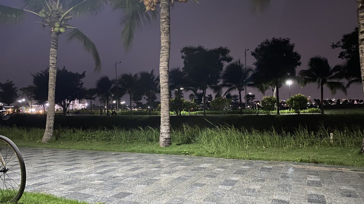 Sân tennis Vạn Phúc City: số sân, giá thuê và cách đặt lịch