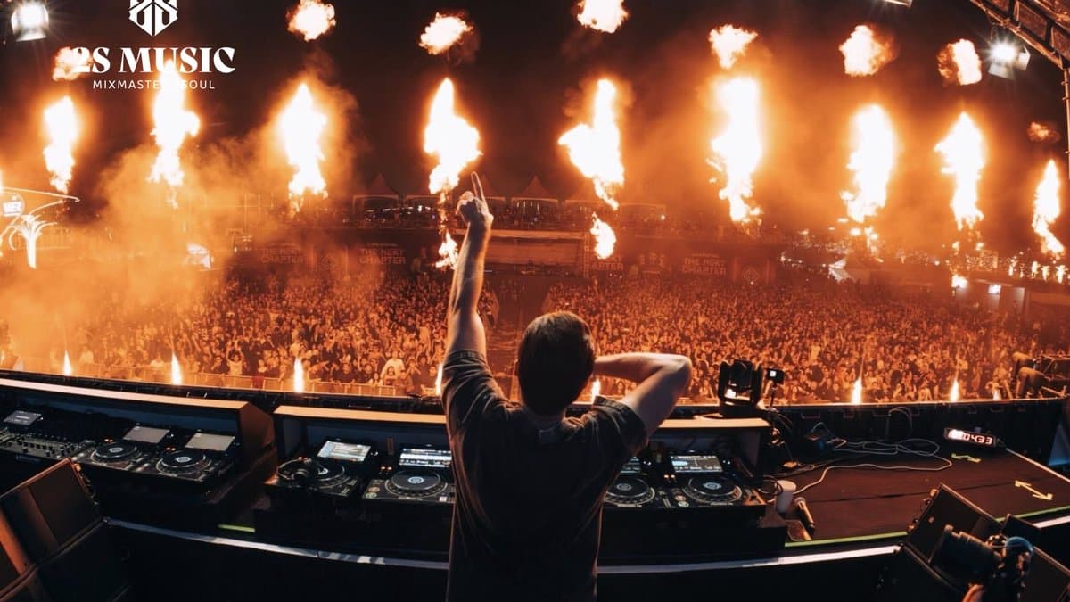 Ravolution 2026 tại Vạn Phúc City: đêm Armin van Buuren và ASOT 25 năm